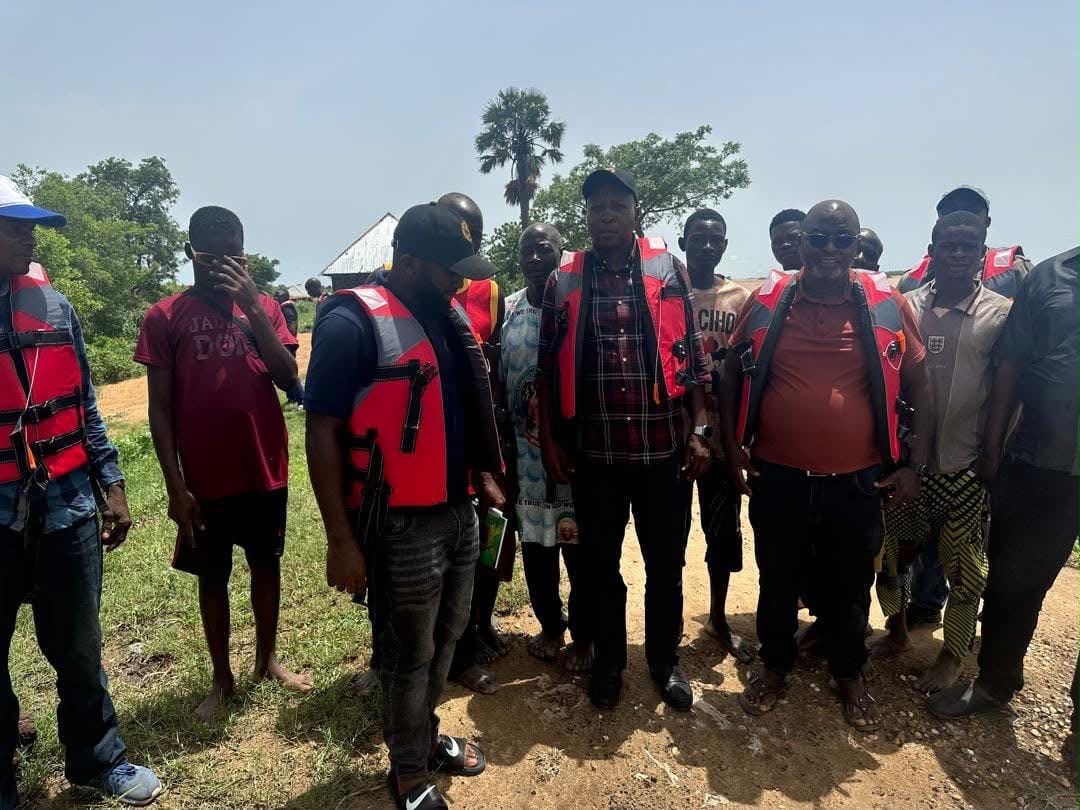 Additional photograph accompanying the Agatu jetty report